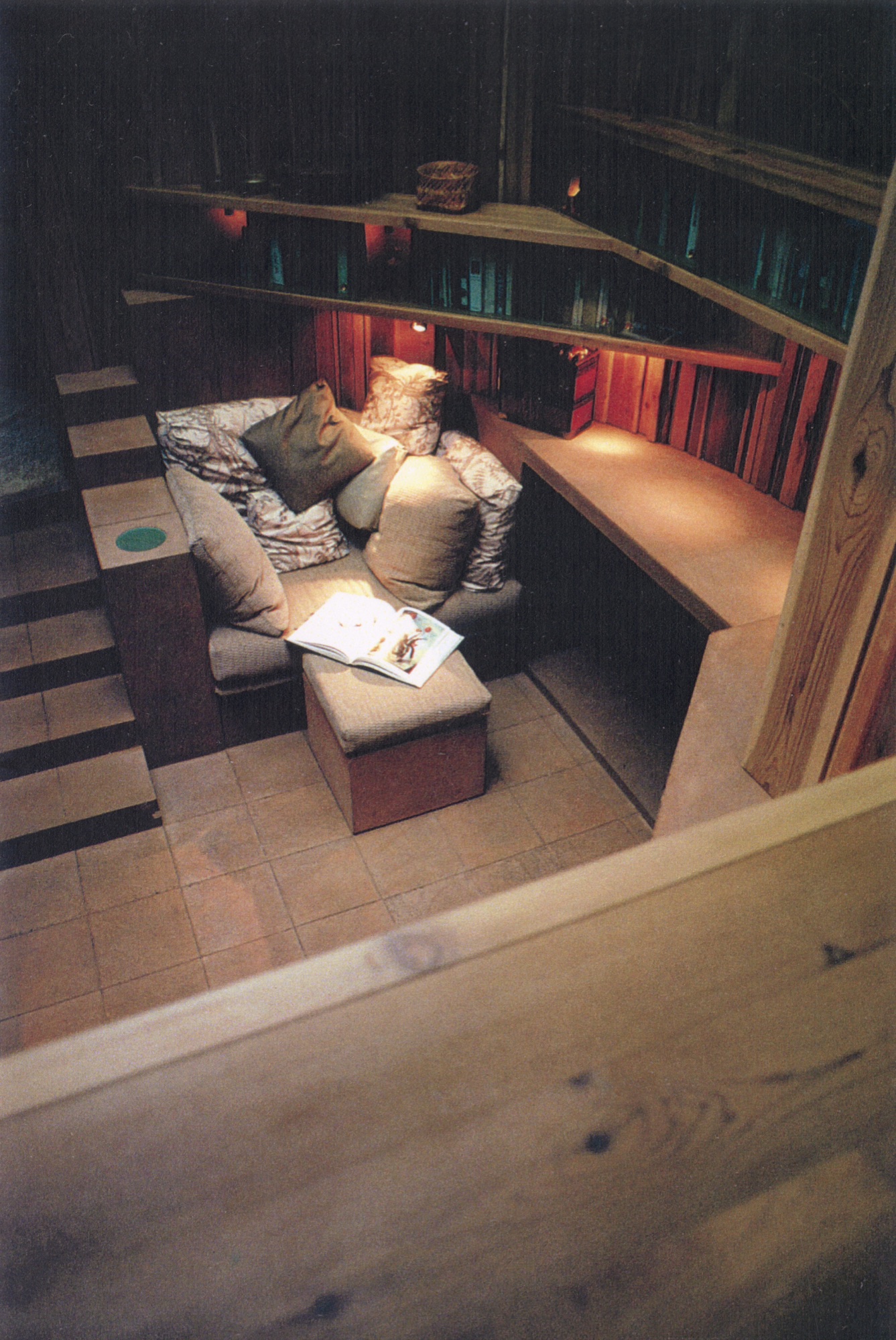 Hunter House, Atrium, Sitting Area, Interior Garden (HH-CAA-0027) — photograph, Canadian Architectural Archives