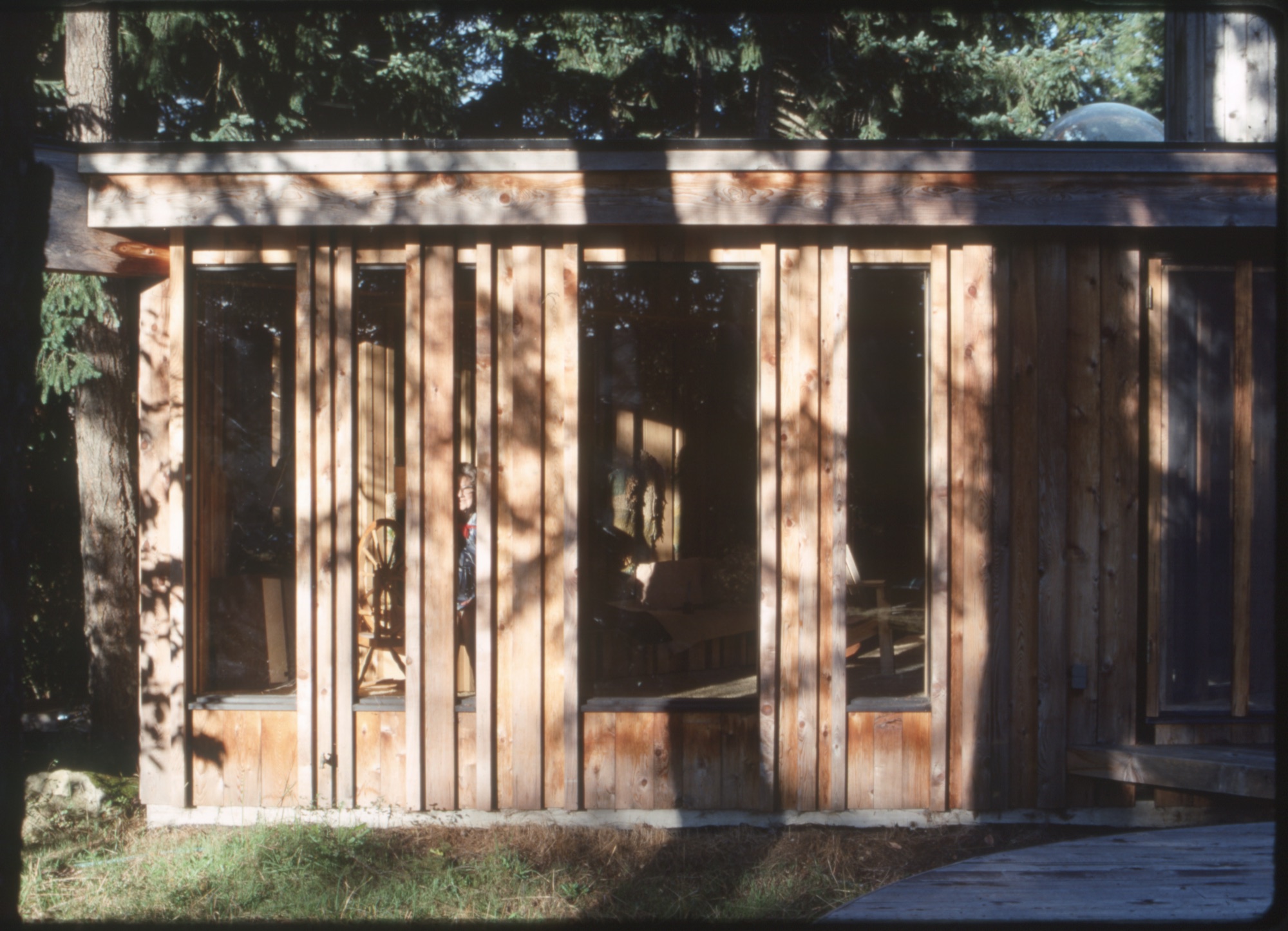 Hunter House, Exterior, South West Side (2) (HH-CAA-0030) — photograph, Canadian Architectural Archives
