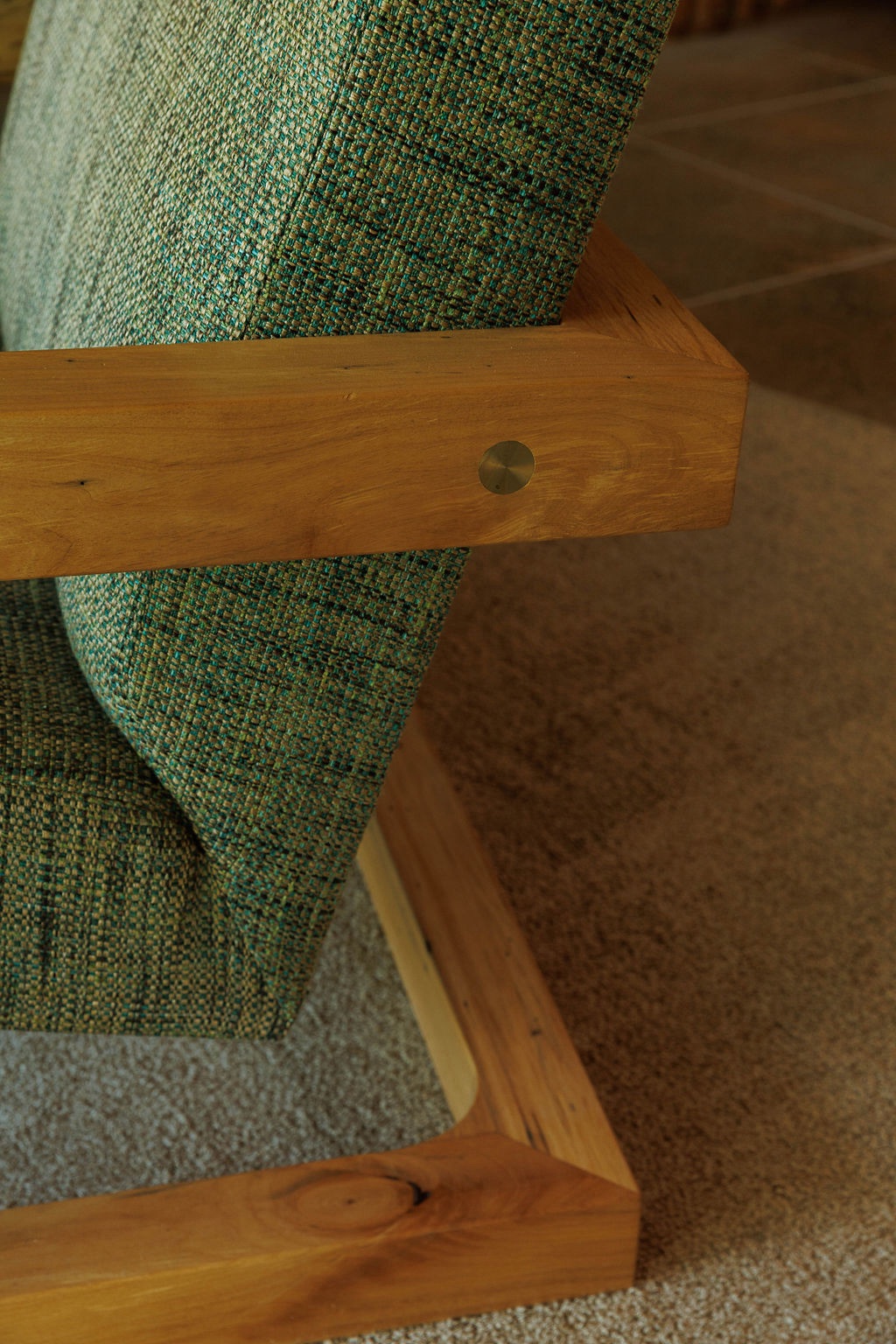 Channel Chair, Living Room (HH-EGC-0042) — photograph, Eric Gesinger Collection