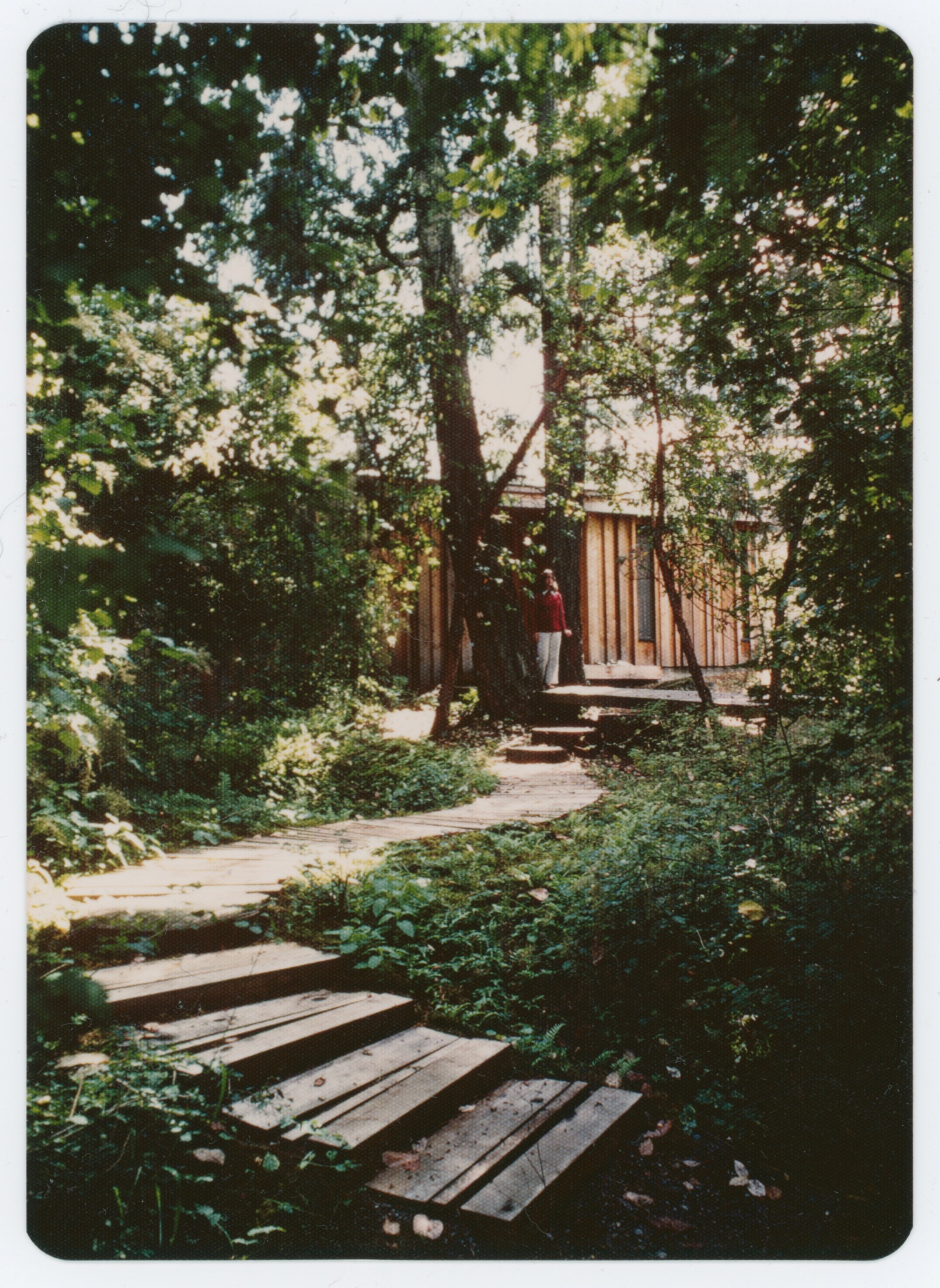 Hunter House (HH-FRH-0008) — photograph, Frances Hunter Collection