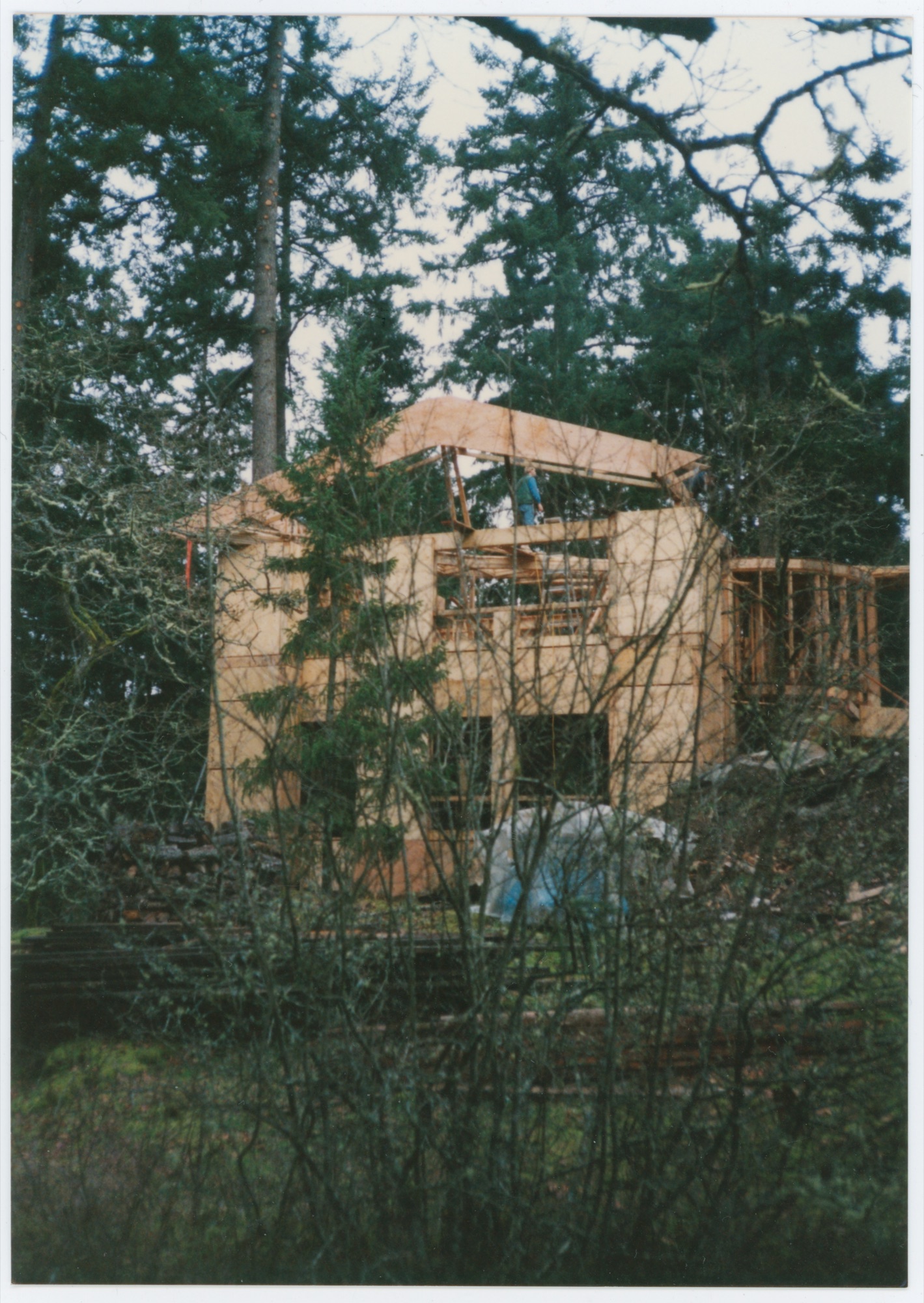 Hunter House (HH-FRH-0017) — photograph, Frances Hunter Collection
