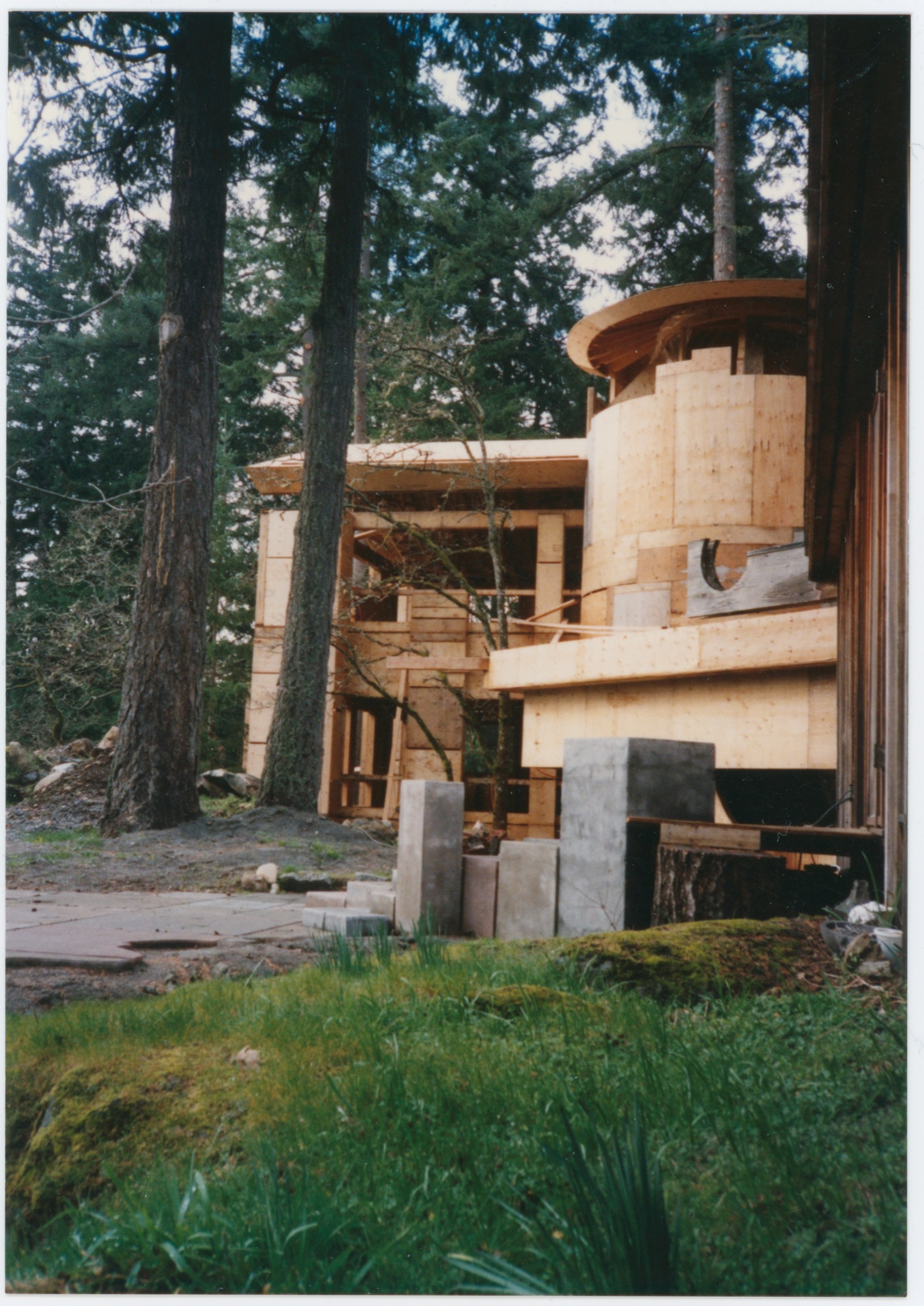 Hunter House (HH-FRH-0023) — photograph, Frances Hunter Collection