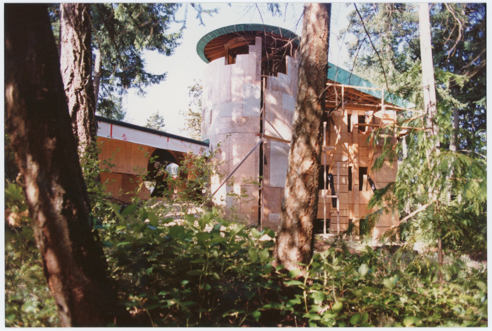 Hunter House (HH-FRH-0034) — photograph, Frances Hunter Collection