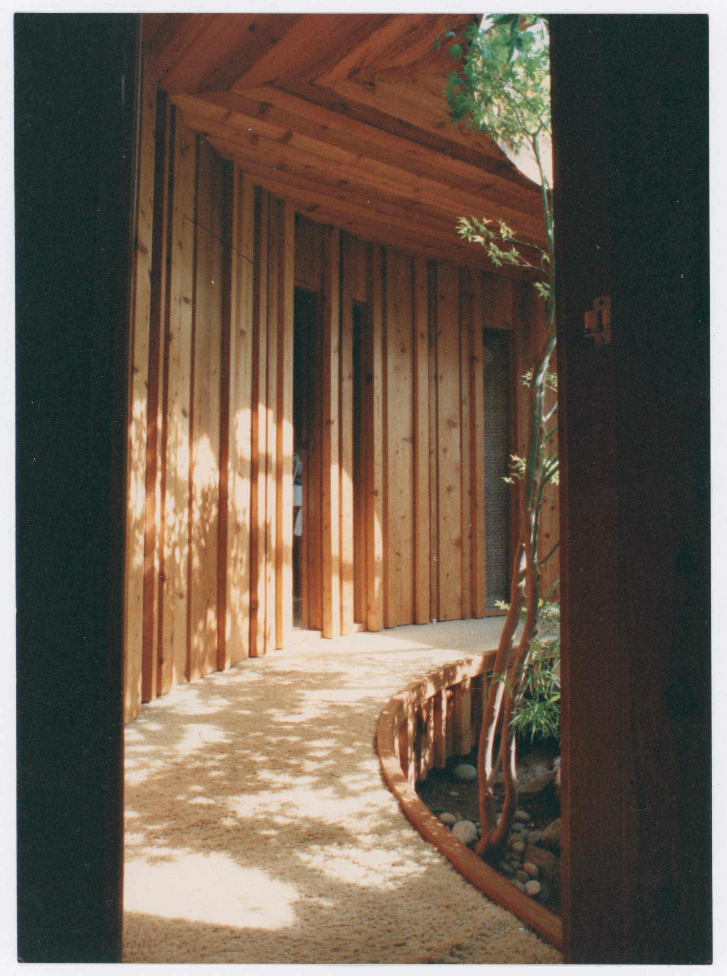 Hunter House (HH-FRH-0042) — photograph, Frances Hunter Collection